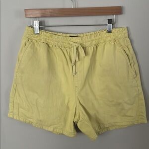 Urban Outfitters BDG High Waist Yellow Shorts Relaxed Fit Sz Medium